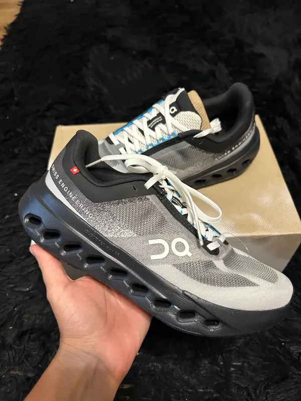 ON CLOUDSURFER Next athletic training running lace up shoes sneakers sz 7 new - Image 7
