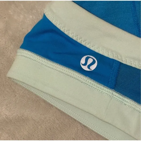 Lululemon Run Sprint Sports Bra Beach Blanket Blue Medium Support Racerback 6 - Image 5