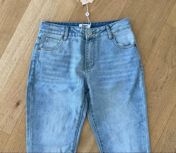 Tiger Mist - Tammie Jeans in Light Blue - Image 2