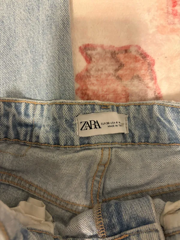ZARA Jeans High-Rise - Image 4
