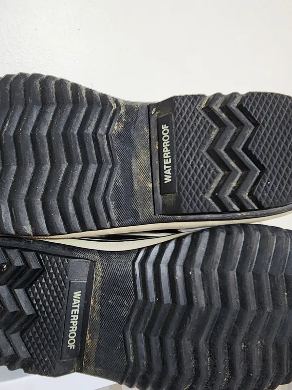 Sorel Joan of Arctic Black Waterproof Boots Size 8.5 - Image 9