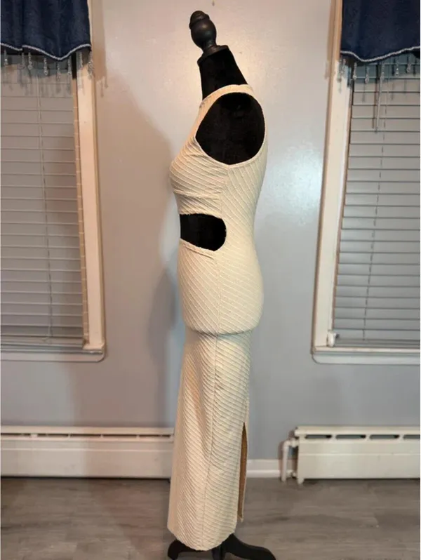 Pretty Little Thing Cream Textured Cut Out Maxi Dress Open Front Minimal Chic Resort Bodycon - Image 3