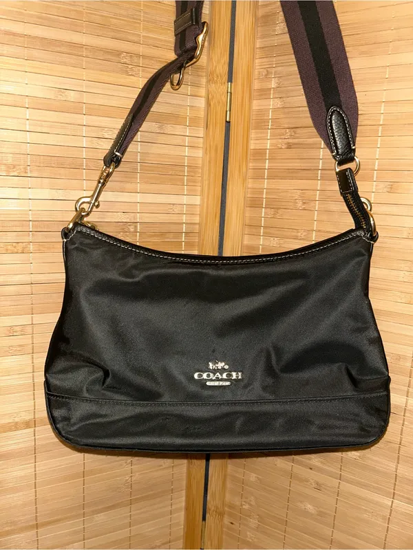 Coach Black Nylon Shoulder Bag CA205 crossbody purse adjustable strap - Image 5