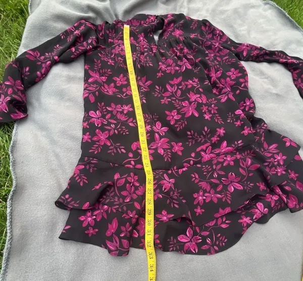 Parker Purple Floral V-neck Flounce Dress Size L - Image 12