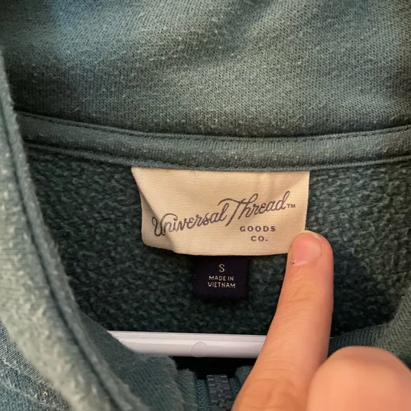 Universal Thread Crewneck - Image 3