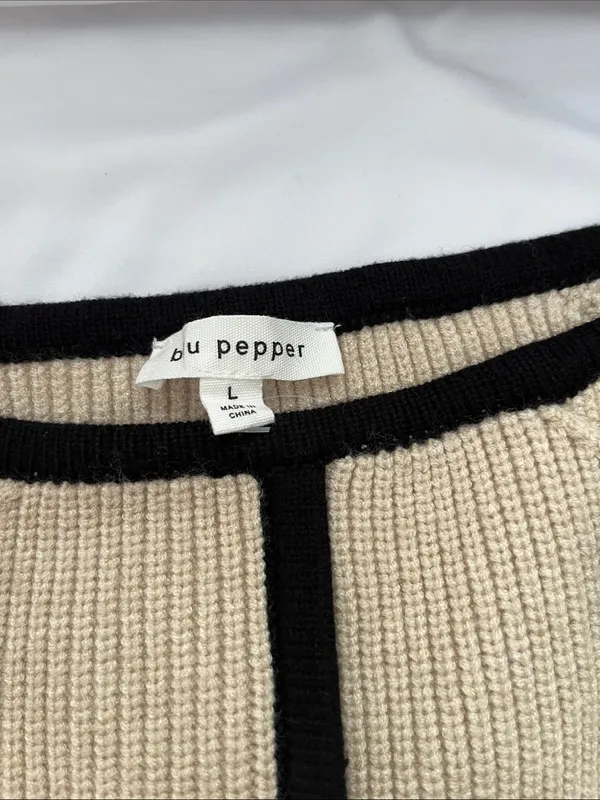 Blu Pepper Beige Mini Skirt with Black Trim and Bow Details - Image 2