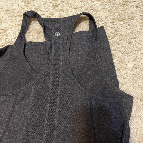 Lululemon Dark Grey Swiftly Tank Size 8 - Image 4