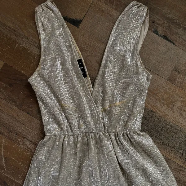 Lulus Metallic Gold Plunging V-Neck Sleeveless maxi Dress - Image 2