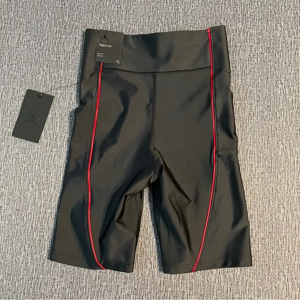 Nike Jordan Essential Pocket Bike Shorts - Image 9