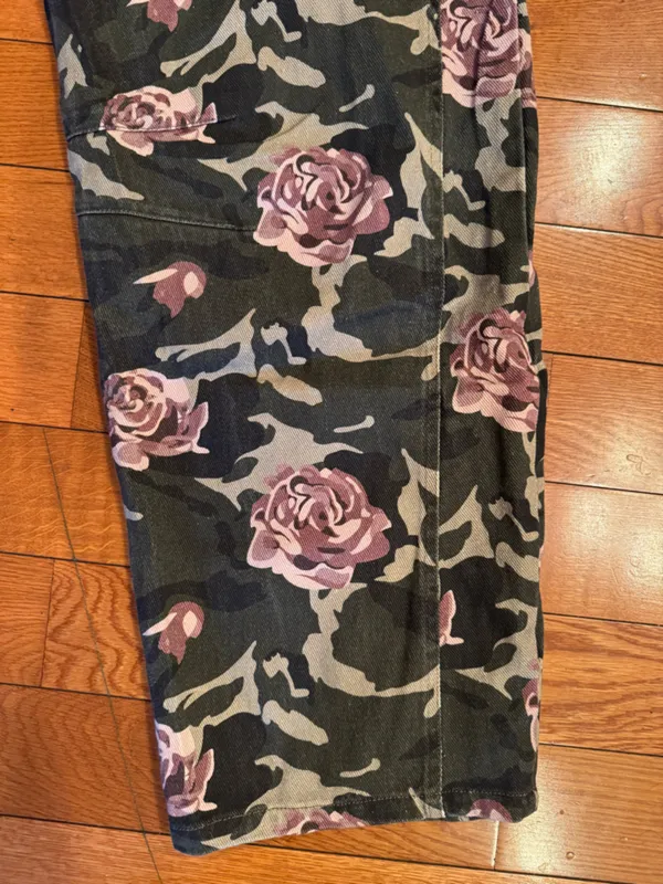 Pink Lily Floral Camo Pants Women’s M 100% Cotton Casual Statement Print - Image 6