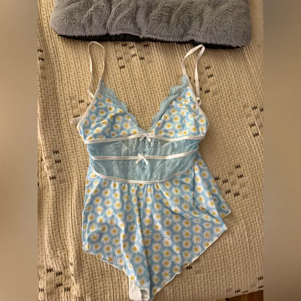 Daisy Playsuit Blue Size XL - Image 2