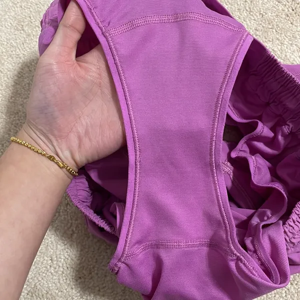 Lululemon • magenta glow hotty hot shorts sz 12 - Image 6