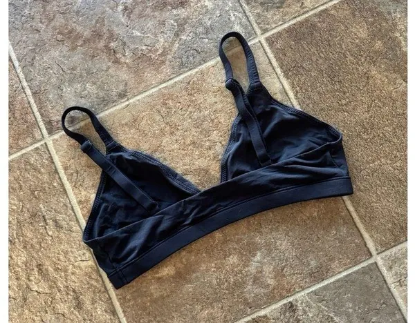 Skims Fits Everybody Triangle Bralette Onyx Medium - Image 8