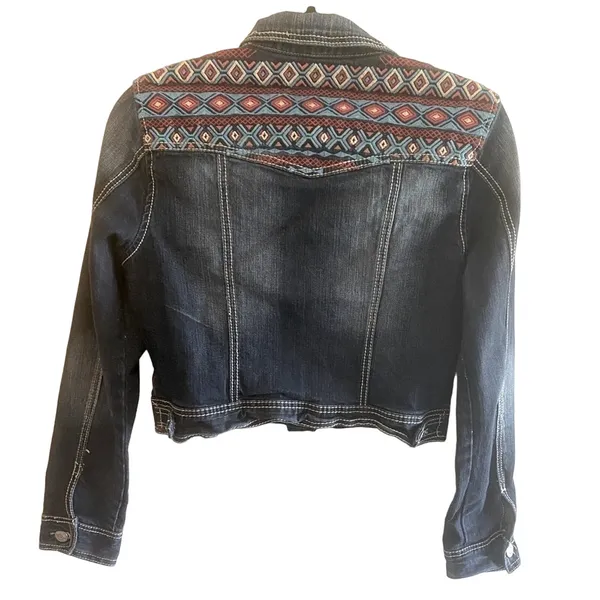 Maurices Dark Wash Short Button Up Jean Jacket Aztec‎ Embroidery Detail Size M - Image 2