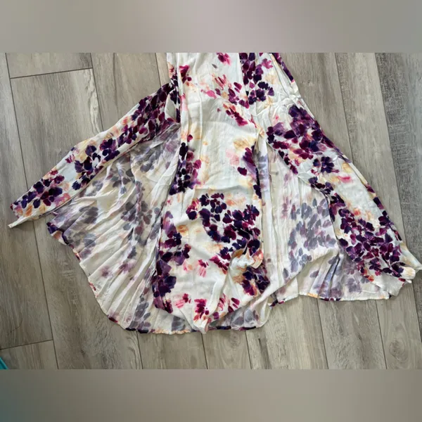Revolve NWT- SOMEDAYS Lovin Lonely Ivory Floral Print Side Slit MaxiDress size xs - Image 8