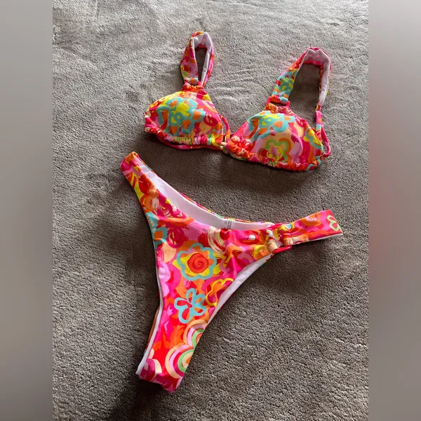 Bright Colorful Tropical Bikini Women’s 2 Piece Swimsuit Sz XS NWOT - Image 2