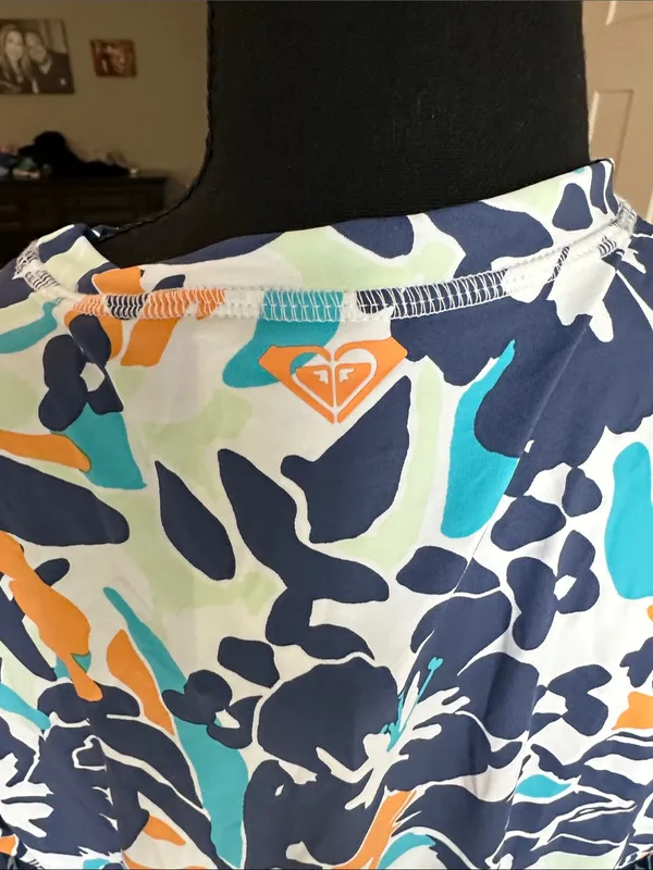 Roxy Women's Long Sleeve Floral Top in Navy, Teal & Orange - Image 4