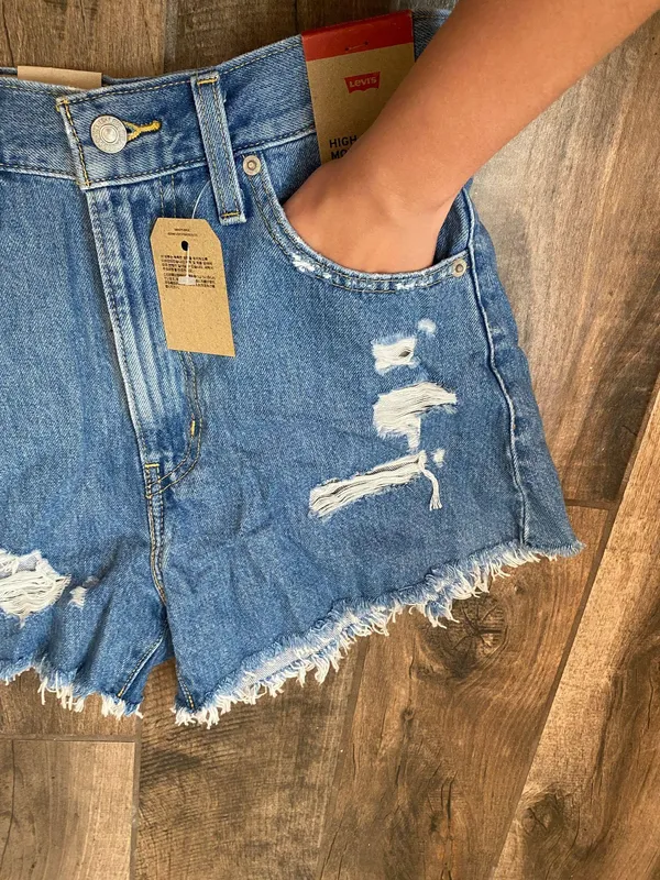 Levi's High Waisted Mom Jean Shorts - Image 11