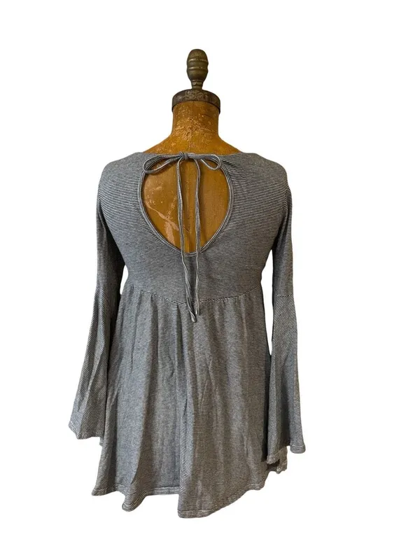 Altar'd State Blouse Blue striped Babydoll Bell Sleeve Tunic Top size small - Image 2