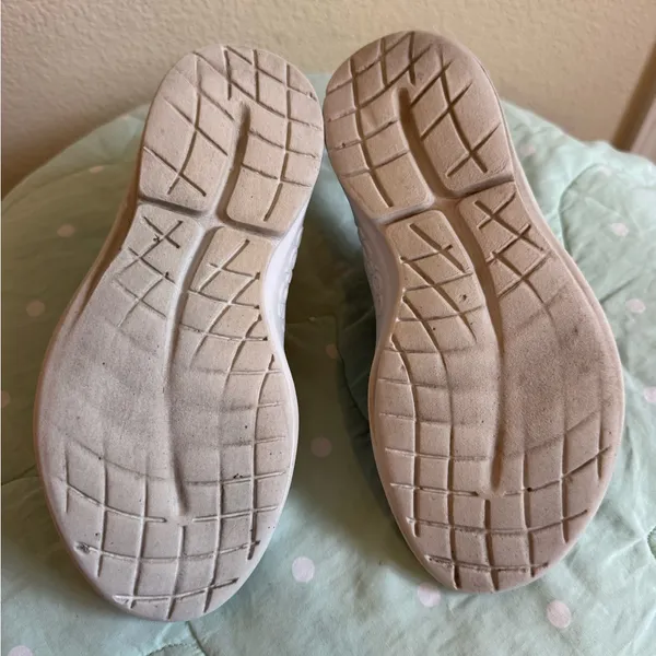 OOFOS Oomg Black Shoes Womens size 6 - Image 12