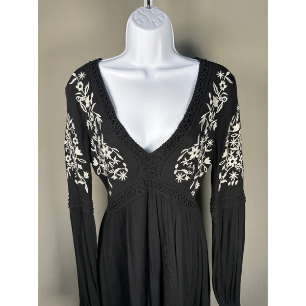 Francesca's Blue Rain Embroidered Boho Peasant Mini Dress‎ S Johnny Was Vibes - Image 5