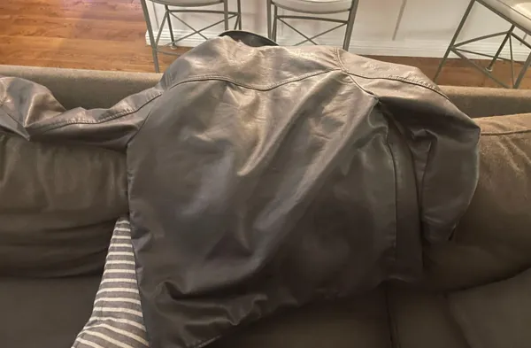 Levi’s Faux Leather Jacket - Image 2