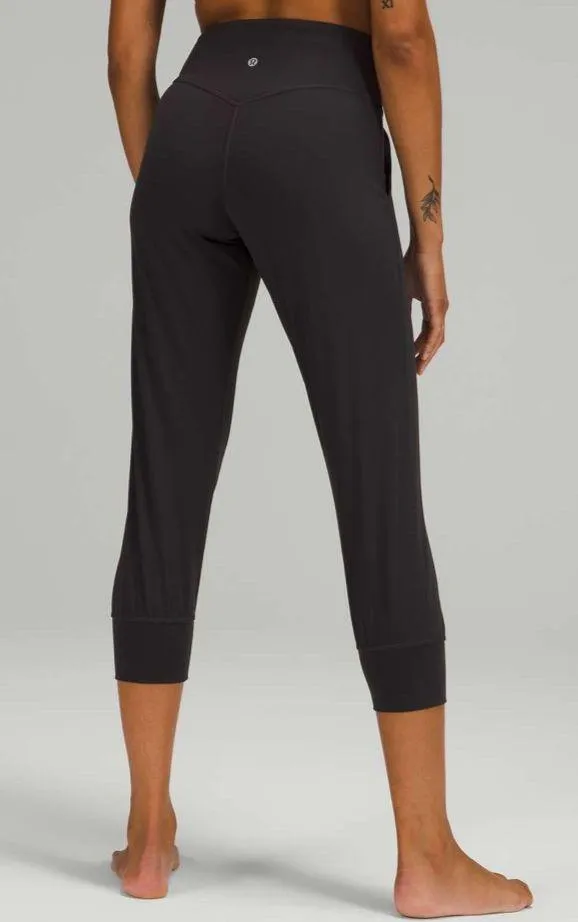 Align Jogger Crop *23" size 4 - Image 2