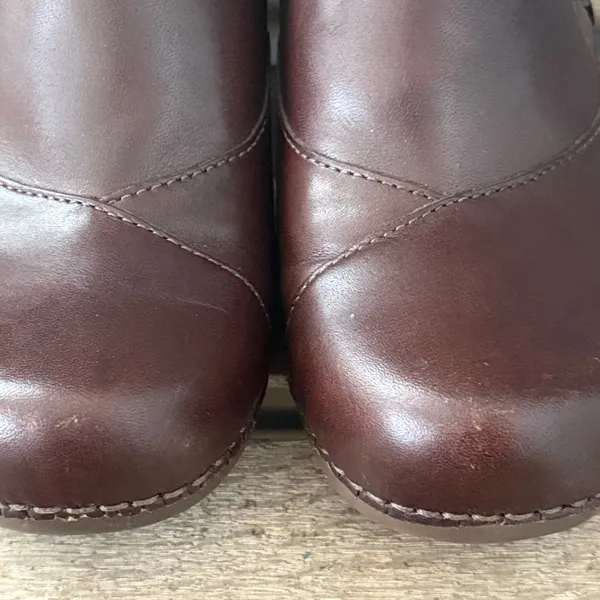 Dansko Stacie Brown Leather Slip-On Clogs Size 6.5-7 EU 37‎ Booties Fall A25 - Image 4