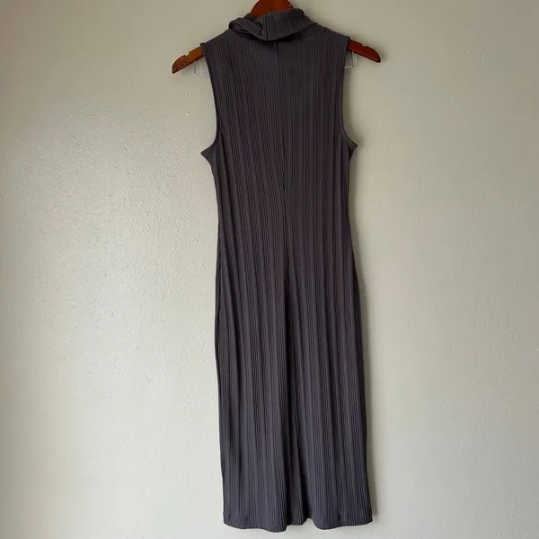 Nine West Taupe Gray Turtleneck Sleeveless Ribbed Midi Dress Size Medium - Image 7
