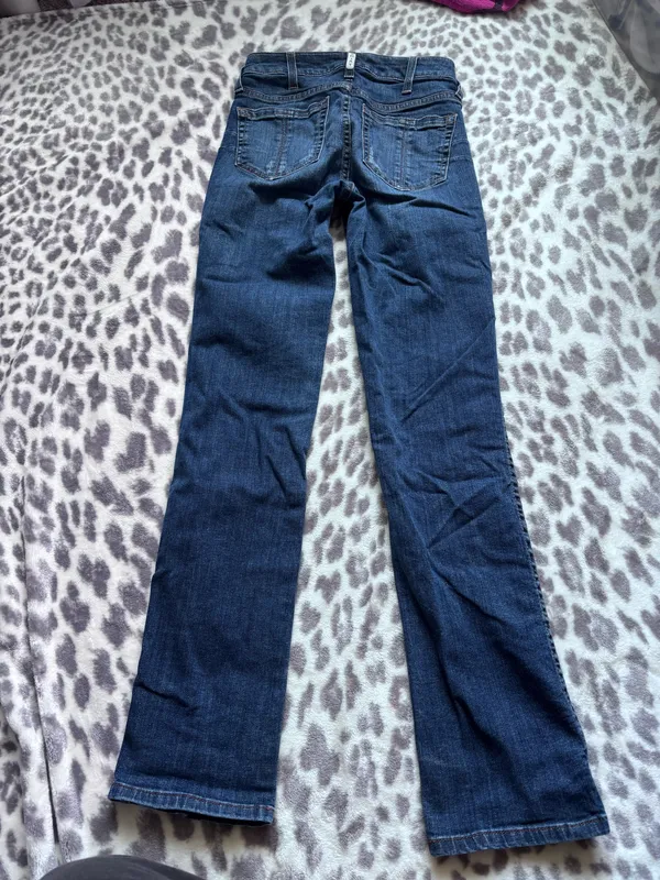 Ariat High-Rise Straight Jeans - Image 2