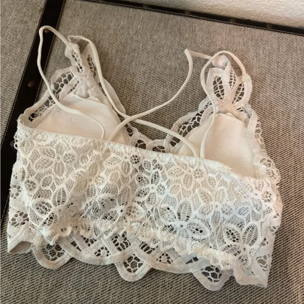 SheIn White Lace Bralette - Image 2