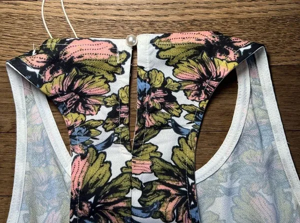 Romeo + Juliet floral cutout coverup - Image 5