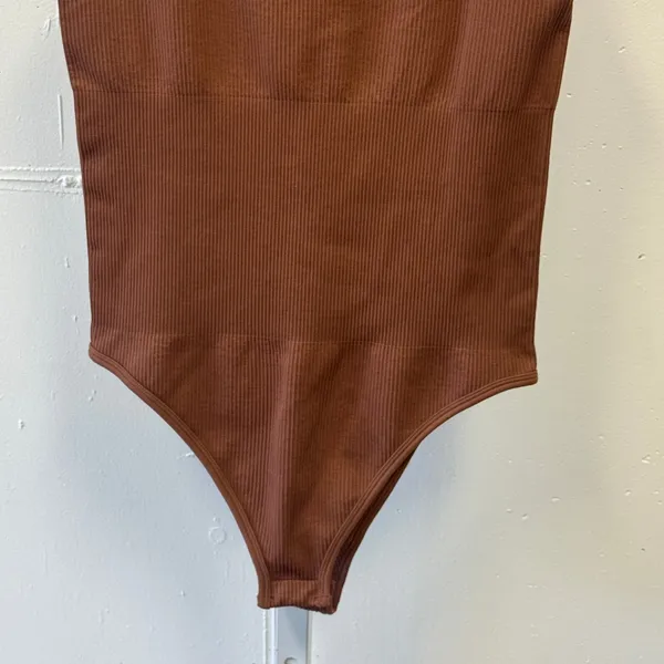 OQQ Ribbed Seamless Bodysuit Brown Sleeveless Crew Neck Thong Snap Large - Image 4