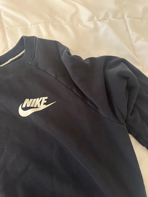 Nike Crewneck Pullover - Image 3
