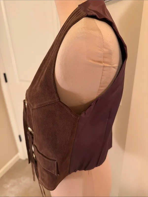 Vintage Jordache Brown Suede Fringe Vest - Women Jackets & Coats - Image 2