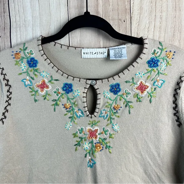 White‎ Stag Cream Blouse with Colorful Embroidery - Image 3