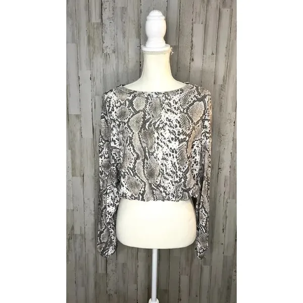 Altar'd State Women's Size Small Snakeskin‎ Long Sleeve Cropped Top Blouse - Image 2