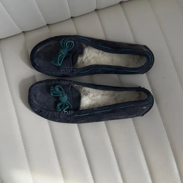 UGG Navy Suede Shearling Moccasins with Teal Bow Trim - Image 3