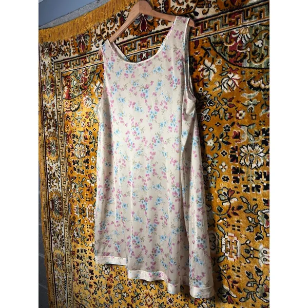 80s Vintage Vanity Fair Plus Size Floral Slip Nightgown 2X Coquette - Image 7