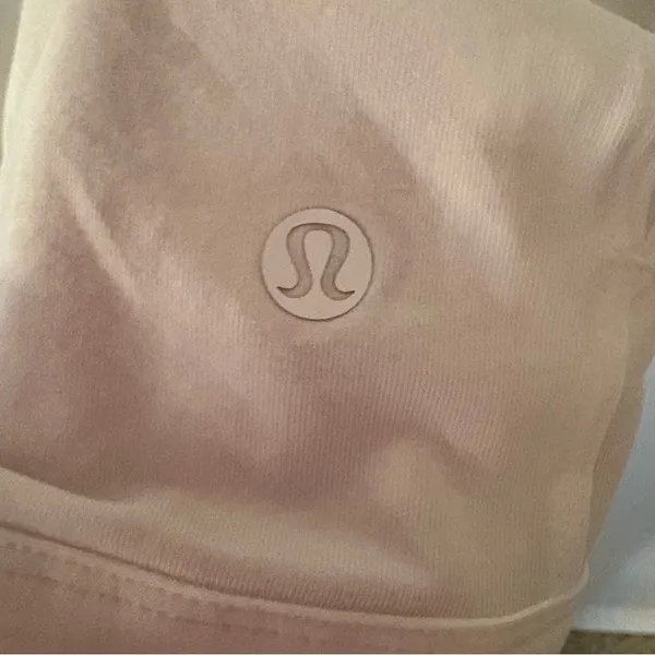 Lululemon Its A Tie Tank. NWT Sz 8. White. Choose your look and fit in this tank - Image 4