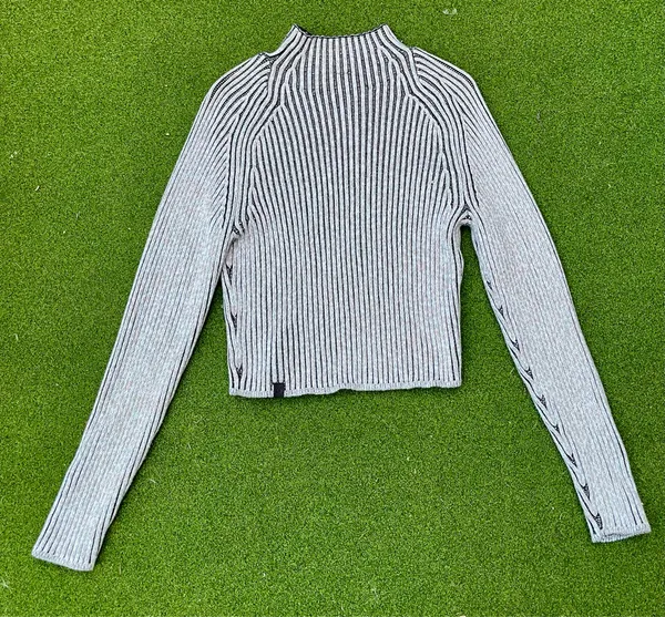 Lululemon Cotton-Cashmere Blend Mock Neck Sweater Gray Womens Size 0 - Image 4