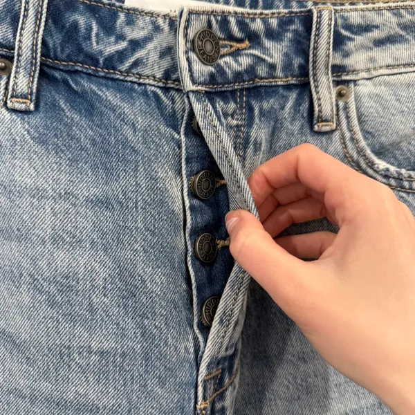 Hidden Jeans with Fray Bottom Ripped Jeans - Image 5