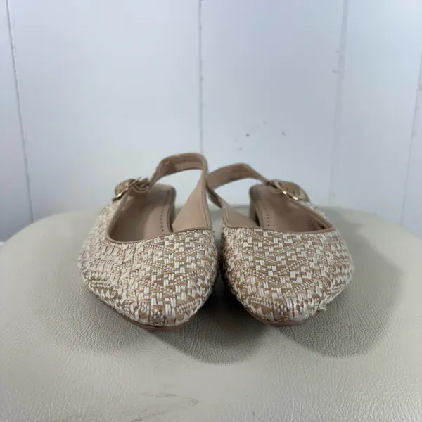 Adrienne Vittadini Rattan Woven Slingback Mule Flats Gold Buckle 8M 8 Career - Image 2