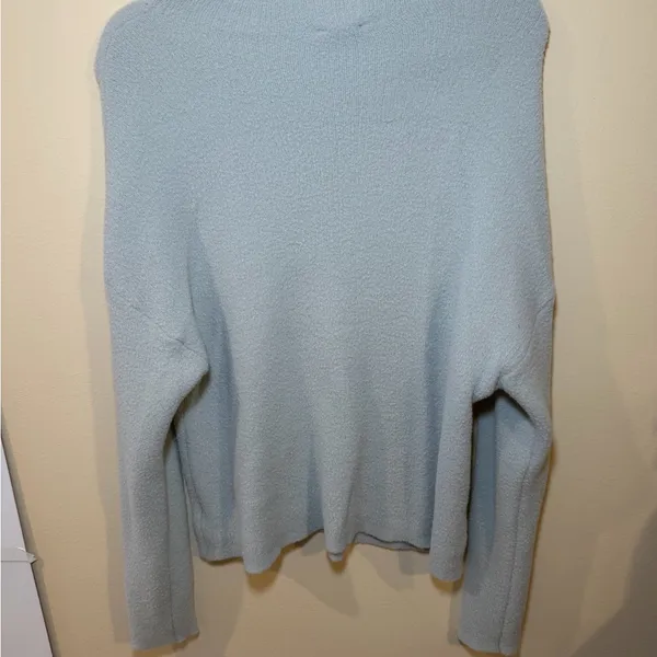Express Light Blue Women's Sweater - Image 3