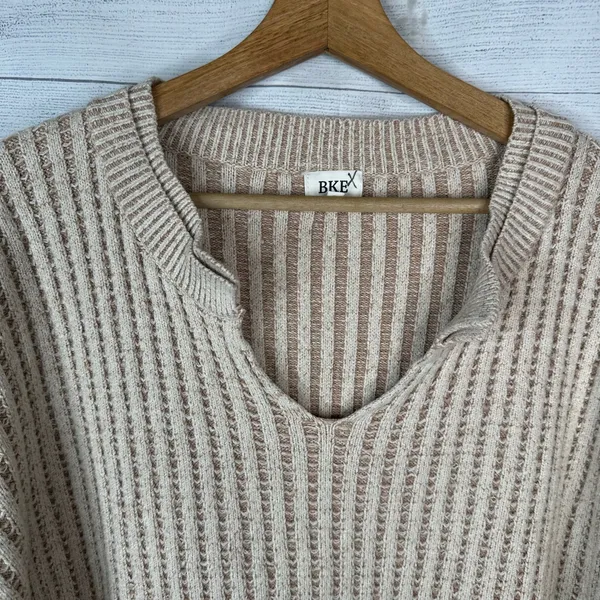 BKE Womens Large Oversized V Neck Ribbed Sweater Beige Tan Striped Slouchy - Image 3
