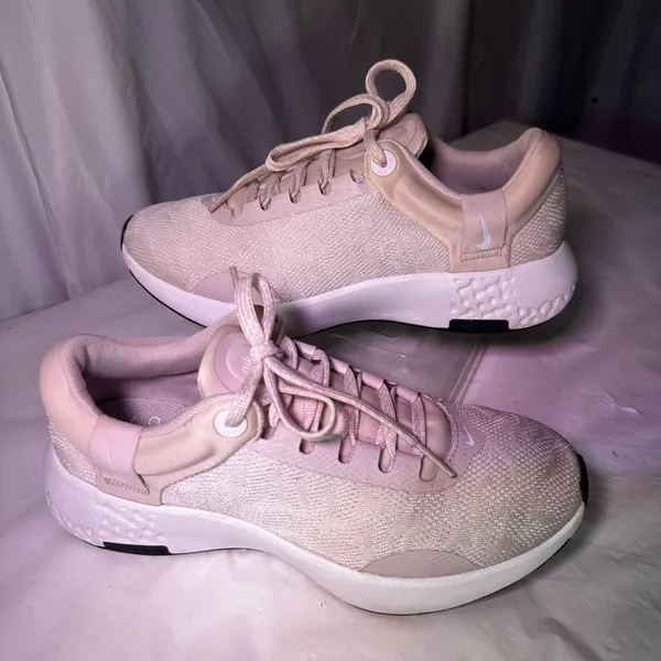Nike Women's Light Pink Sneakers - Image 2