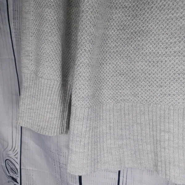 American Eagle Light Gray Cozy Minimalist Pullover Sweater - Image 4