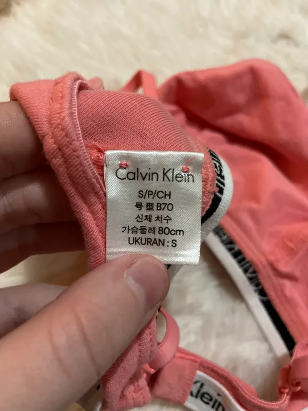 Calvin Klein Triangle Sports Bra - Image 3