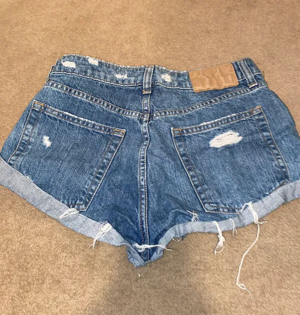 H&M Jean Shorts - Image 2