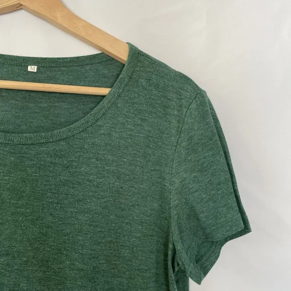 Women's‎ size medium green athletic short sleeved summer shirt side knot - Image 2